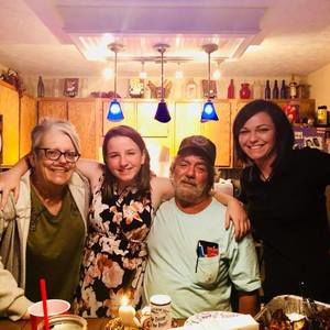 Meet your Posher, Dana